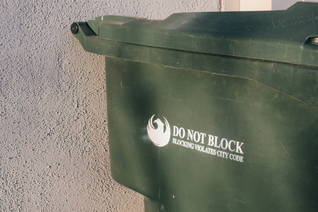 Phoenix dumpster rental cost chart showing 10, 20, 30, and 40 yard pricing