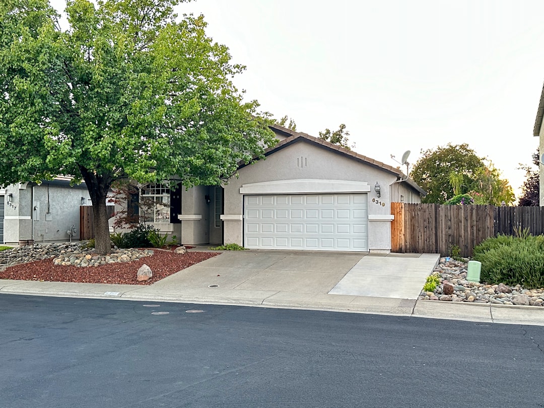 20 yard dumpster dimensions labeled with measurements for Phoenix homeowners